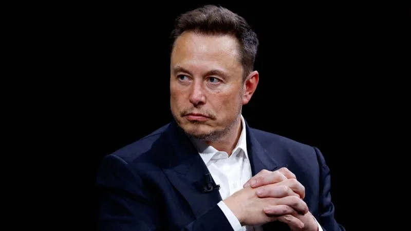 Elon Musk didn’t show up for testimony in a probe over his $44 billion Twitter takeover. Now the SEC wants sanctions | CNN Business