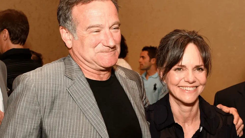 Sally Field Reveals Robin Williams Changed ‘Mrs. Doubtfire’ Filming Order So She Could Leave Set After Her Father Died: ‘He Was Very Sensitive and Intuitive’