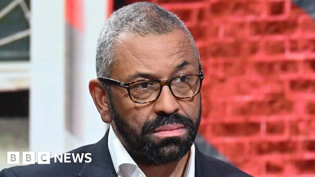 Aide called Rwanda policy 'crap' for effect, says James Cleverly