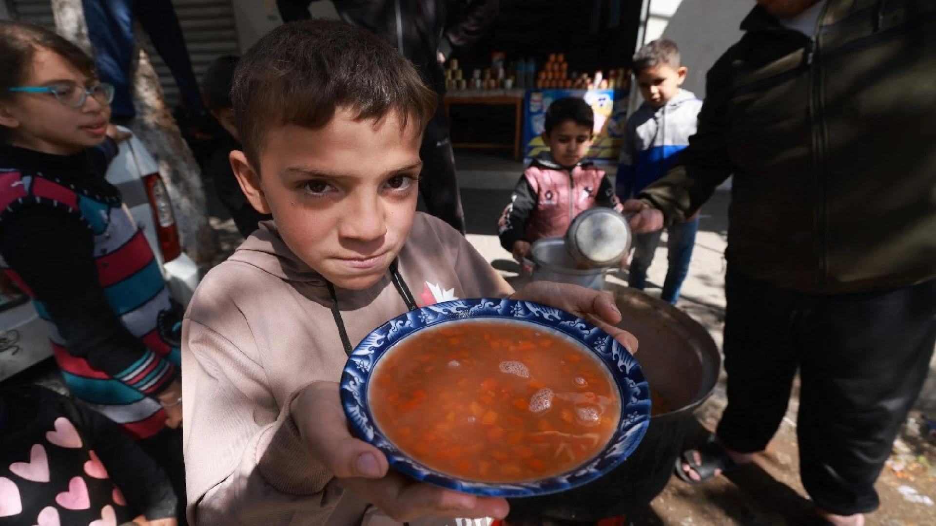 Palestinians face 'deliberate starvation' by Israel in Gaza, says UN expert