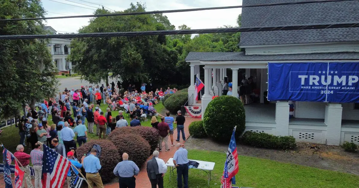 A fight broke out at the opening of a Trump campaign office in Valdosta, police say