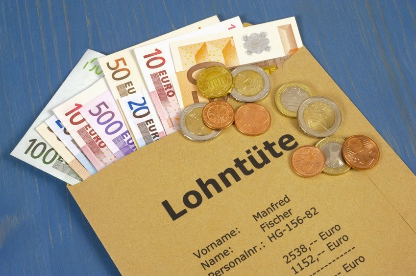 Studie: Lohnzahlungen verursachen Milliardenschäden für deutsche Unternehmen