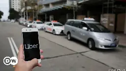 Uber pagará R$ 892 milhões a taxistas na Austrália – DW – 18/03/2024