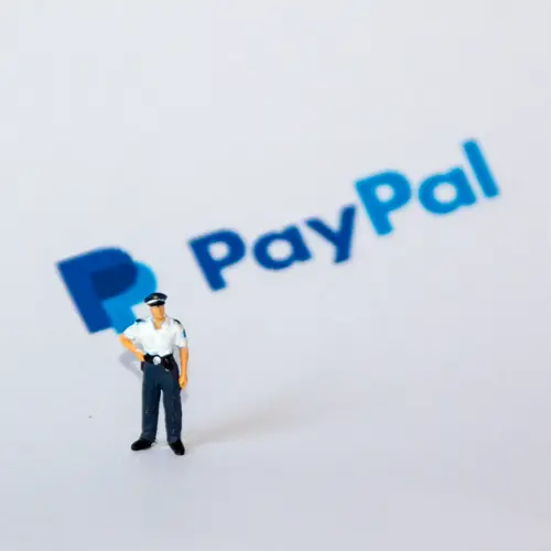 Gefälschte Paypal-Anrufe - RATGEBER INTERNETKRIMINALITÄT