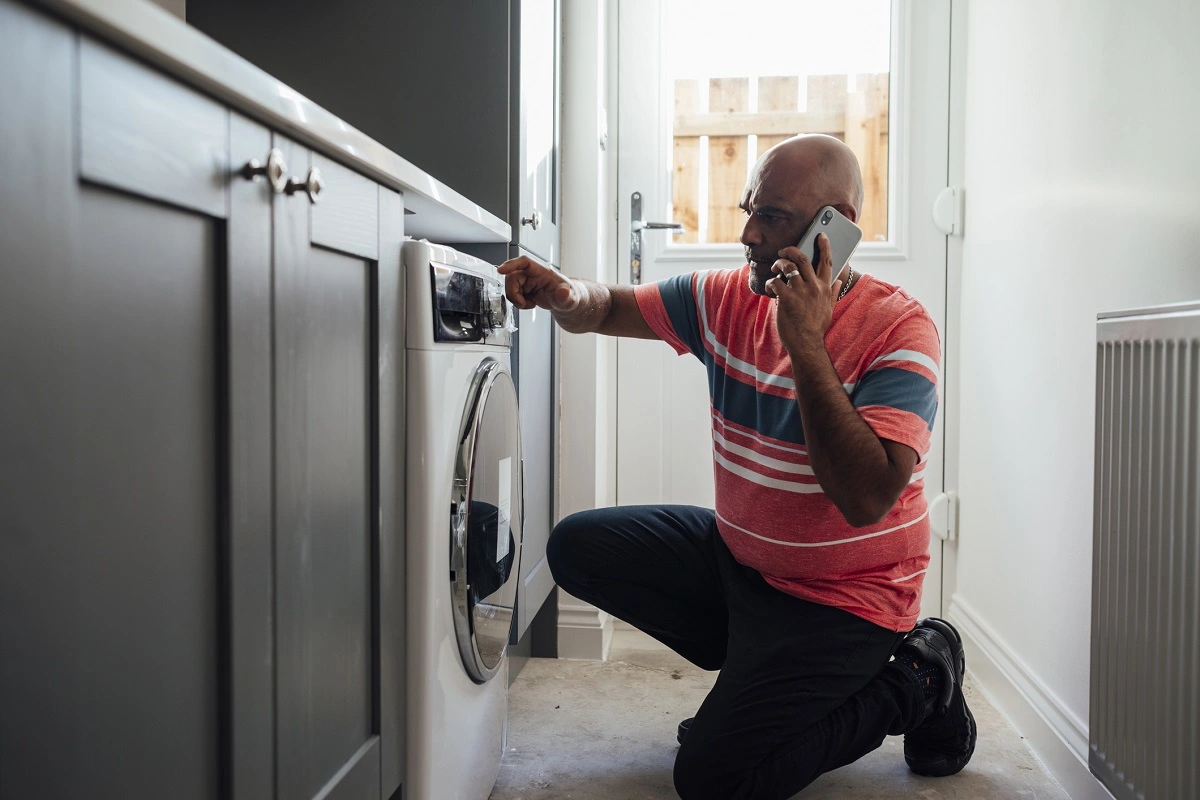 Landlords Now Using AI to Harass You for Rent and Refuse to Fix Your Appliances