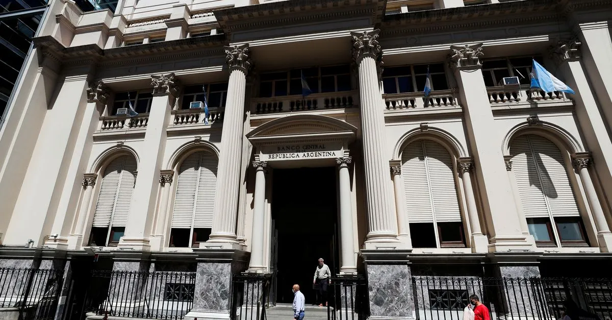 Argentina central bank hikes key rate to 133% as inflation worsens