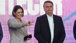 TCU manda Presidência reavaliar 9 mil presentes de Bolsonaro