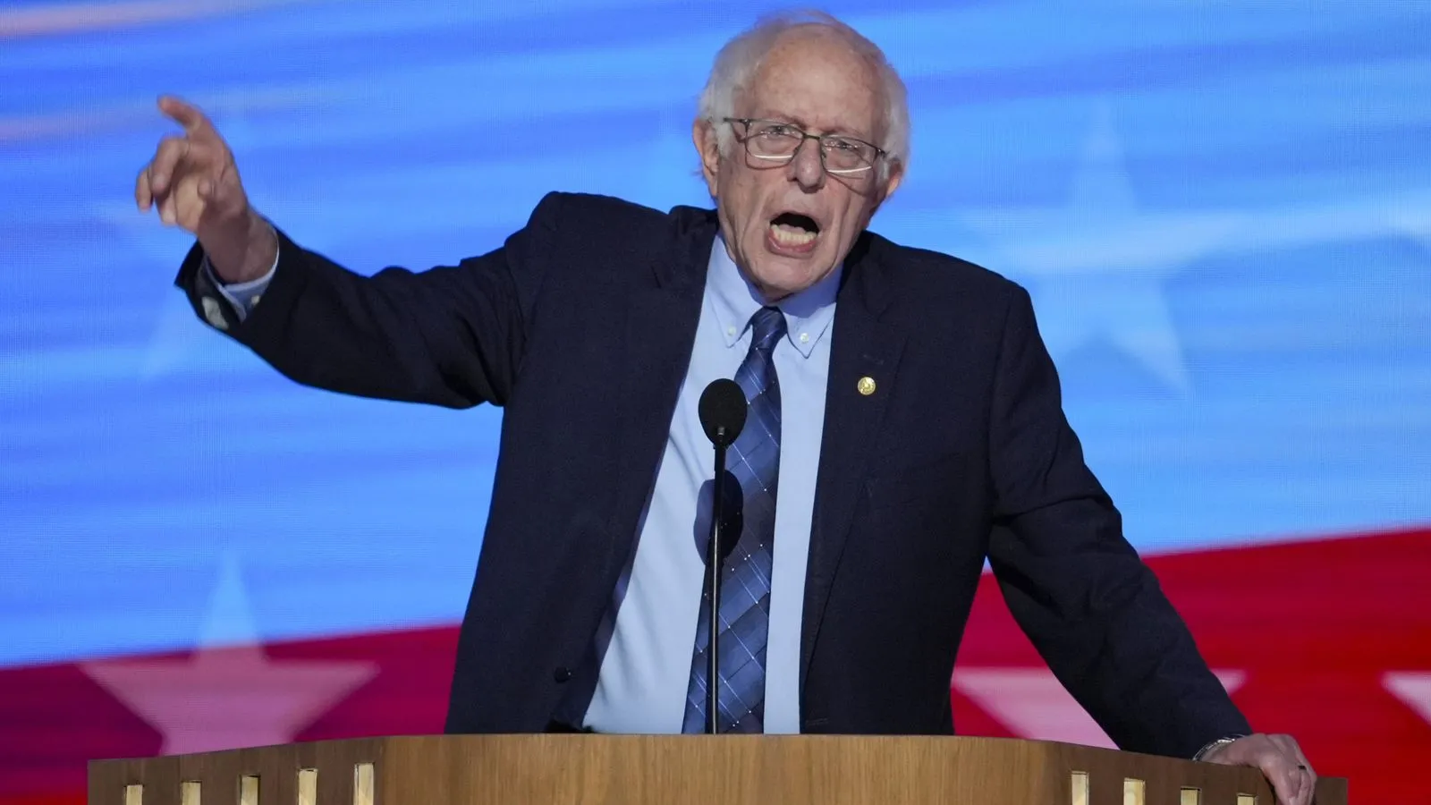 Democrats deploy Bernie Sanders to con workers and youth  into supporting Harris-Walz campaign