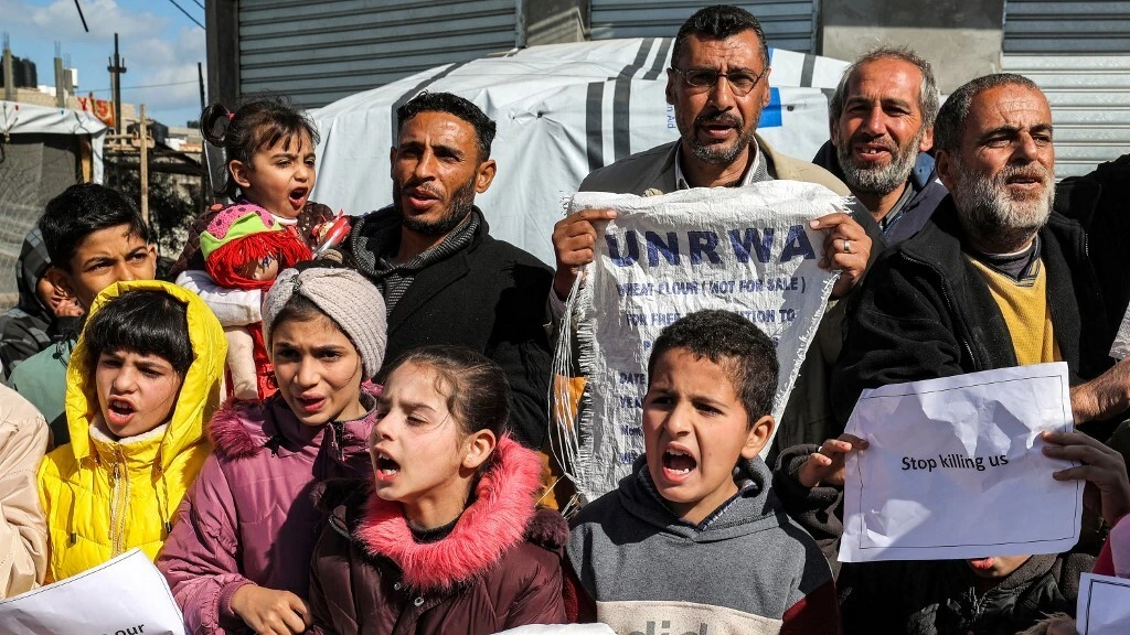 Guerre à Gaza : le gel du financement de l’UNRWA a été décidé sans preuve des allégations israéliennes