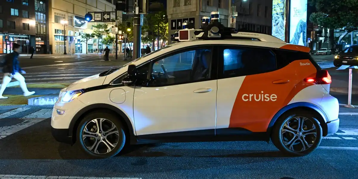 A driverless car in San Francisco drove right into wet concrete and got stuck after seemingly mistaking it for a regular road: 'It ain't got a brain'