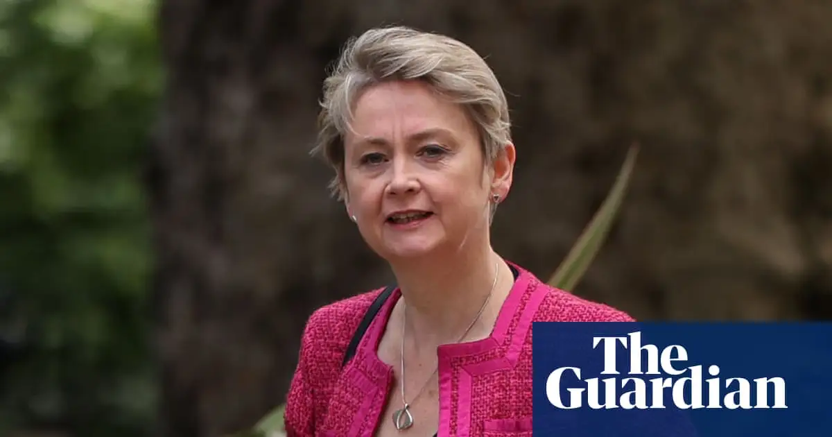 Failed Rwanda deportation scheme cost £700m, says Yvette Cooper