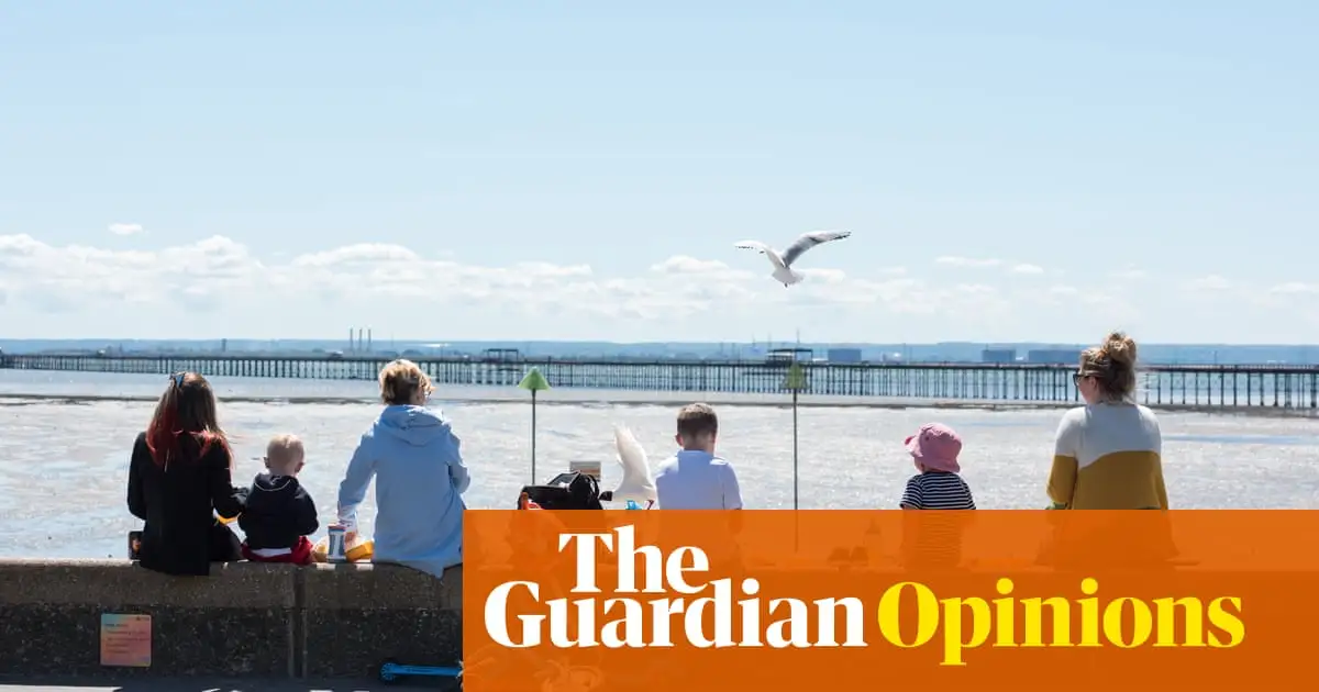 Britons have become so mean that many of us think poor people don’t deserve leisure time | Frances Ryan