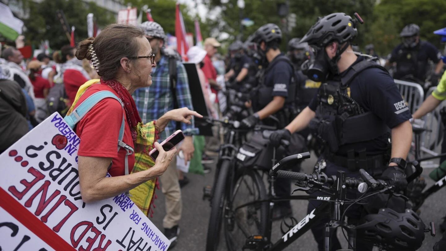 Thousands fill Washington's streets to protest Israel's war in Gaza during Netanyahu visit