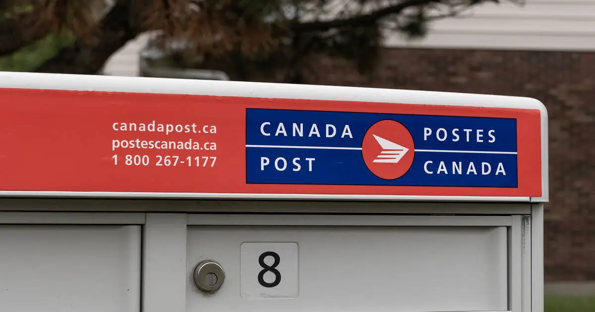 Proposed Canada Post price hike could make sending mail more expensive