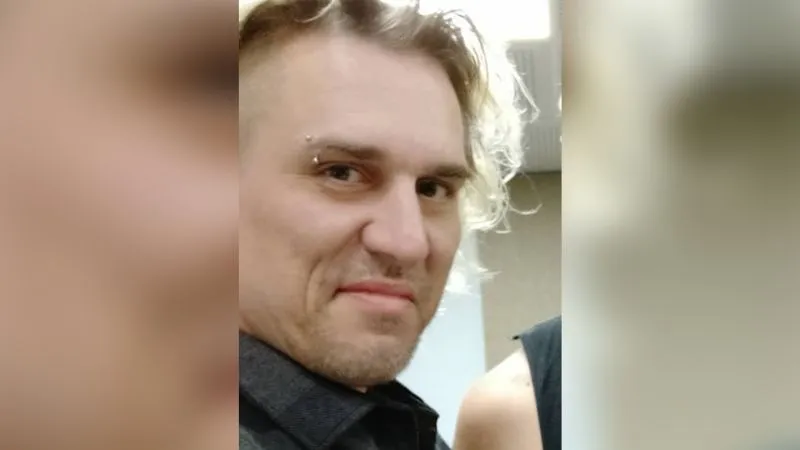 US citizen detained on drug charges in Moscow identified as rock band manager Travis Leake | CNN