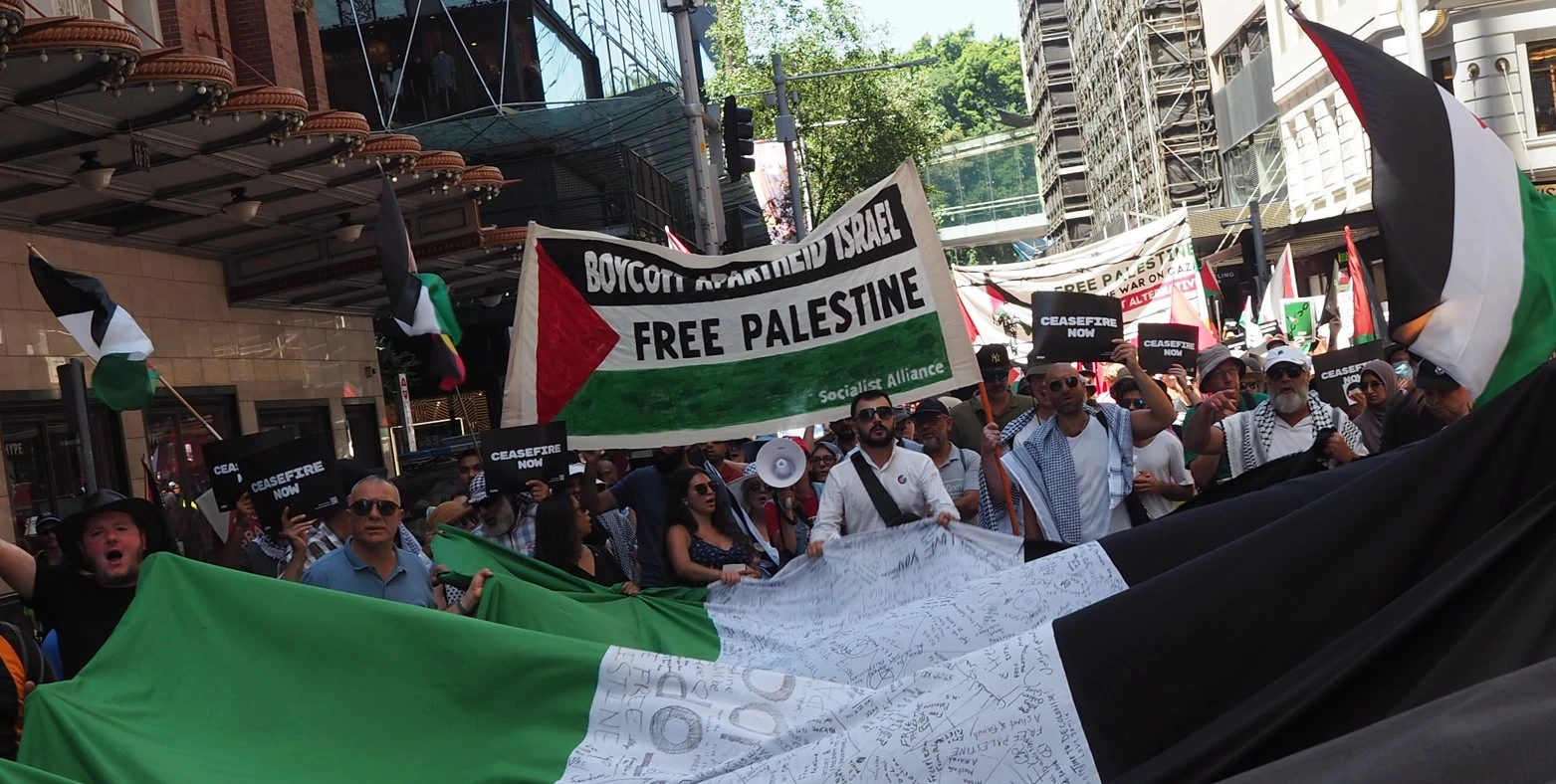 Marches and blockades to win freedom for Palestine continue in summer heat