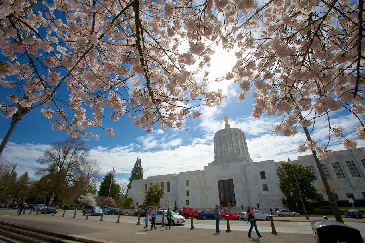 Oregon employers rarely pay penalties for wage theft. The state wants that to change