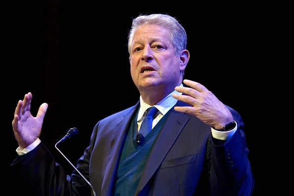 Al Gore roasts corporations and politicians, comparing their climate crisis promises to ‘New Year’s resolutions’ | TechCrunch