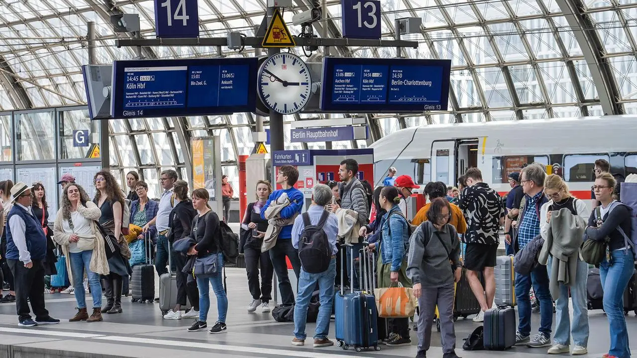 Medienbericht: Fahrplan der Bahn oft "nur noch geschätzt"