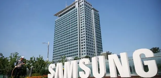 Ex-executivos da Samsung são presos por roubo de tecnologias para a China