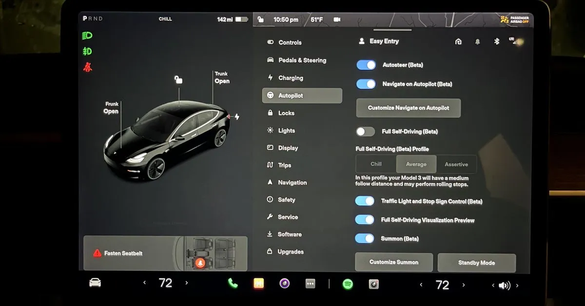 Tesla hacker discovers secret “Elon Mode” for hands-free Full Self-Driving