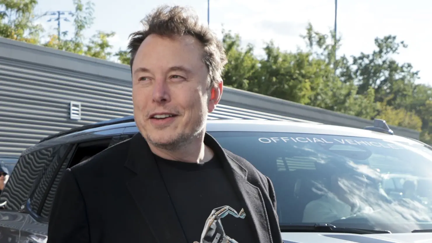 Elon Musk Has the Worst ‘Both Sides’ Take on Latest Trump Assassination Attempt