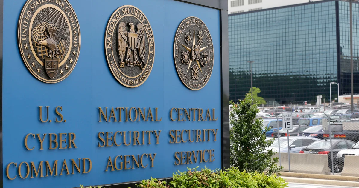 Former NSA worker pleads guilty to trying to sell US secrets to Russia