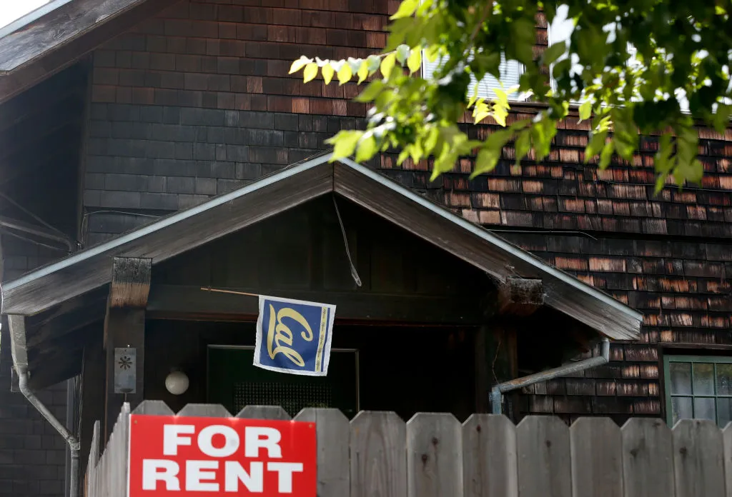 Fights erupt at eviction party thrown by Berkeley landlords