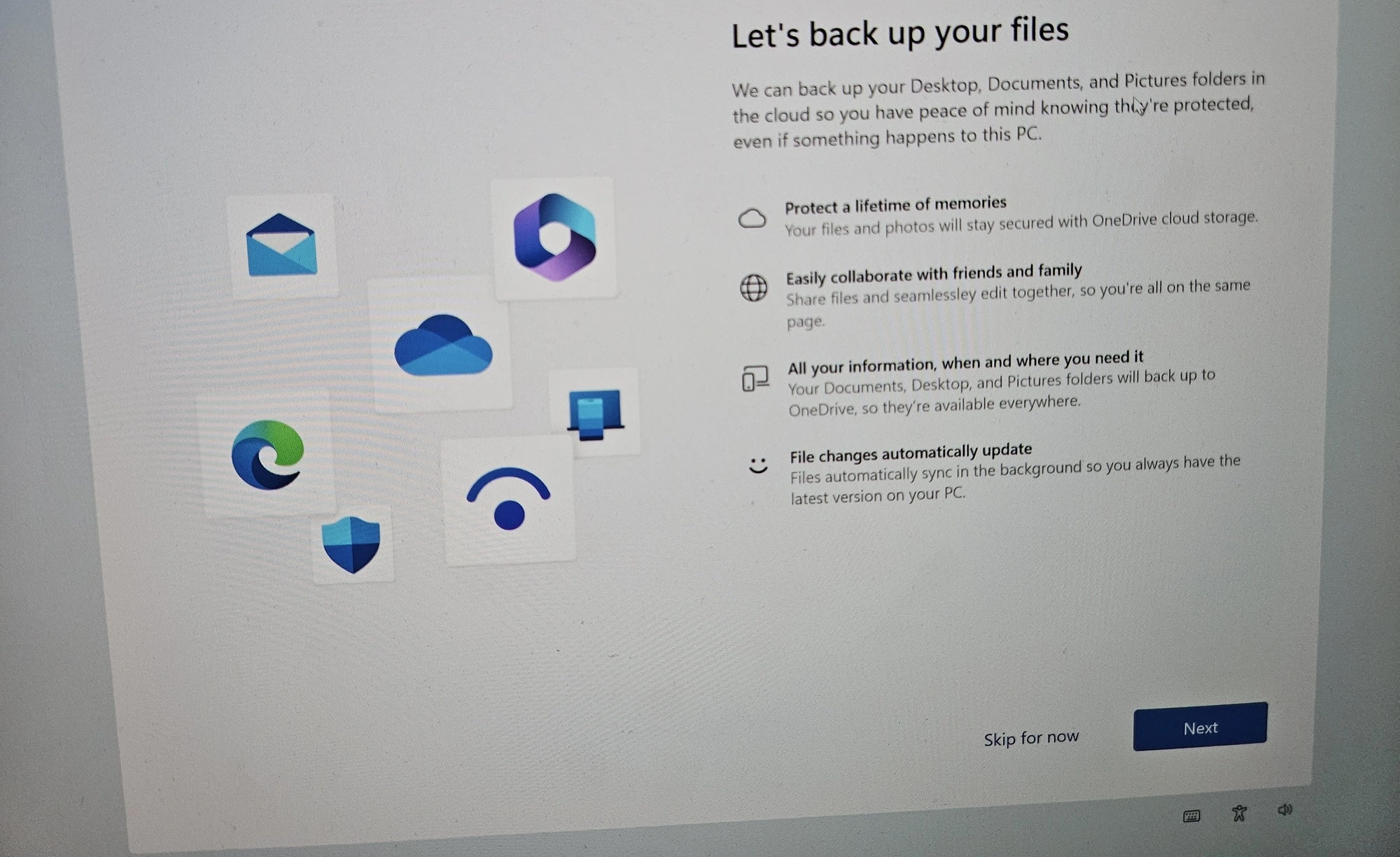 Windows 11 now shows a full-screen pop-up to use OneDrive and protect your PC