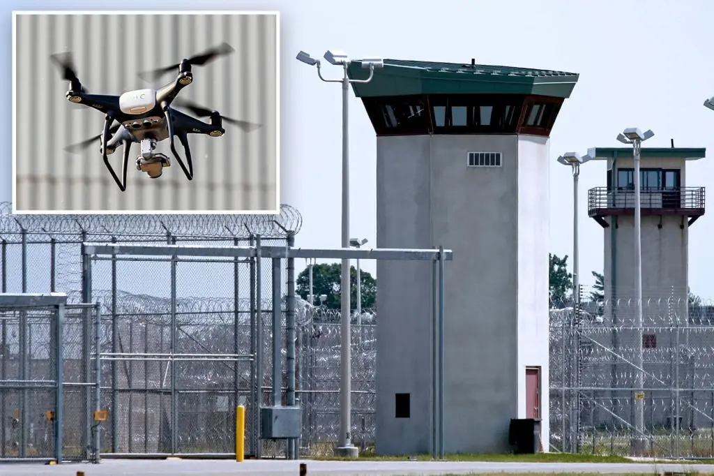 Drug dealer flew drone carrying $75K in opioids, porn-filled USB drive into prison yard