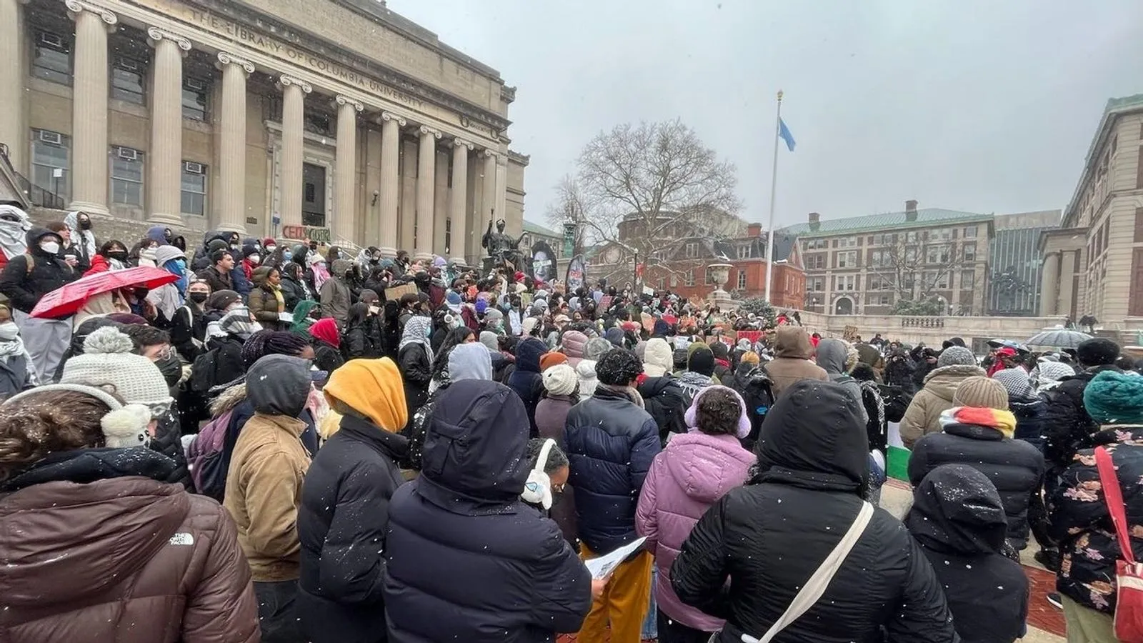 Former IDF soldiers attack pro-Palestinian student protesters at Columbia University